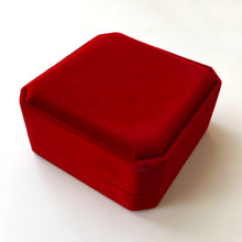 Load image into Gallery viewer, Small Red Ladies&#39; Flannel Box for Watches or Bracelets
