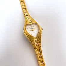 Load image into Gallery viewer, Vintage Ladies Sekonda Gold-Tone Quartz Watch with Heart Shaped Dial
