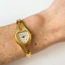 Load image into Gallery viewer, Vintage Ladies Sekonda Gold-Tone Watch with Heart Shaped Dial
