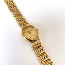 Load image into Gallery viewer, Vintage Heart Shaped Sekonda Quartz Watch with Bar Gate Link Bracelet
