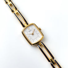 Load image into Gallery viewer, Vintage 1990s Gold-Plated Ladies&#39; Seiko Quartz Watch With Thin Bracelet
