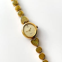 Load image into Gallery viewer, Vintage 1990s Gold-Tone Ladies&#39; Seiko Alba Quartz Watch With Heart Pattern
