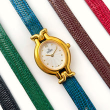 Load image into Gallery viewer, Rare Vintage 1996 Boxed Vintage Fendi Quartz Watch with 5 Interchangeable Leather Straps
