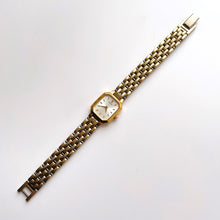 Load image into Gallery viewer, Vintage 1990s Gold-Tone Ladies&#39; Seiko Quartz Watch With Tank-Like Dial
