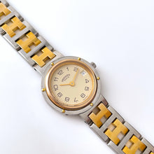 Load image into Gallery viewer, Vintage Two-Tone Hermès Clipper Ladies&#39; Quartz Watch with Round Beige Dial
