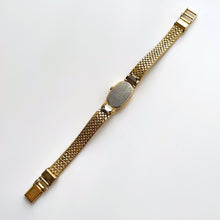 Load image into Gallery viewer, 1990s Ladies&#39; Gold-Tone Seiko Quartz Watch with Oval Dial and Integrated Bracelet
