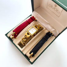 Load image into Gallery viewer, Rare Vintage Boxed 90s Gucci Quartz Watch with Interchangeable Straps
