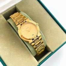 Load image into Gallery viewer, Vintage Gold-Plated Gucci Quartz Watch with Round Dial and Date Window - Boxed
