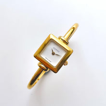 Load image into Gallery viewer, Vintage 1997 Gold-Plated Gucci Bangle Quartz Watch with Square Dial - Boxed
