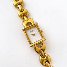 Load image into Gallery viewer, Rare Vintage Boxed 90s Gucci Quartz Watch with Interchangeable Straps
