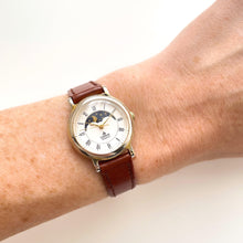 Load image into Gallery viewer, Ladies&#39; Vintage Gold-Plated Lorus Sun &amp; Moon Phase Quartz Watch
