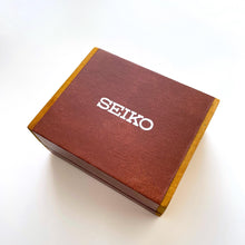 Load image into Gallery viewer, Vintage 1980 Gold-Plated Ladies&#39; Tank-Style Seiko Quartz Watch - Boxed
