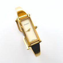 Load image into Gallery viewer, Vintage Ladies&#39; Gold-Plated Gucci 1500L Bangle Quartz Watch with Beige Rectangular Dial
