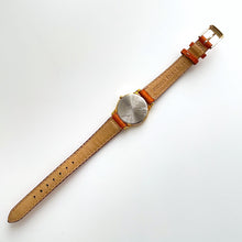 Load image into Gallery viewer, Vintage Gold-Plated Ladies&#39; Seiko Quartz Watch with Brown Leather Strap
