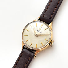 Load image into Gallery viewer, Tiny 1959 9ct solid gold Omega Ladies&#39; Vintage Mechanical Watch - Boxed
