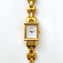 Load image into Gallery viewer, Rare Vintage Boxed Ladies&#39; 90s Gucci 1800 Quartz Watch with Interchangeable Straps
