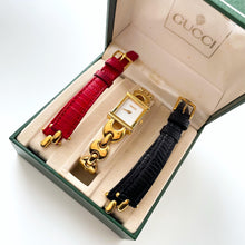 Load image into Gallery viewer, Rare Vintage Boxed Ladies&#39; 90s Gucci 1800 Quartz Watch with Interchangeable Straps
