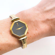 Load image into Gallery viewer, Vintage 1980 Gold-Plated Ladies&#39; Seiko Quartz Watch With Dark Blue Dial and Expanding Bracelet
