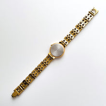 Load image into Gallery viewer, Vintage 1990s Gold-Plated Ladies&#39; Seiko Quartz Watch with Round Dial and Intricate Bracelet
