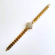 Load image into Gallery viewer, Dainty Ladies&#39; Gold-Plated Quartz Watch with Heart Pattern Bracelet
