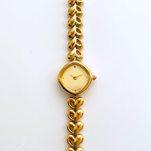 Load image into Gallery viewer, Dainty Ladies&#39; Gold-Plated Quartz Watch with Heart Pattern Bracelet
