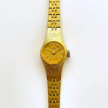 Load image into Gallery viewer, Vintage 1970s Gold-Plated Seiko Ladies&#39; Mechanical Watch with Round Dial
