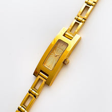 Load image into Gallery viewer, Vintage Ladies&#39; 90s Gucci 3900L Quartz Watch with Textured Rectangular Gold Dial
