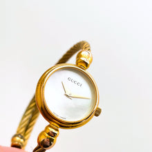 Load image into Gallery viewer, Vintage Ladies&#39; Gold-Tone Gucci 2700.2.L Bangle Quartz Watch with Mother of Pearl Dial
