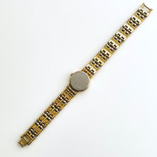 Load image into Gallery viewer, Vintage 1990s Gold-Plated Ladies&#39; Seiko Quartz Watch with Round Black Dial
