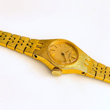 Load image into Gallery viewer, Vintage 1970s Gold-Plated Seiko Ladies&#39; Mechanical Watch with Round Dial
