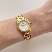 Load and play video in Gallery viewer, Ladies&#39; Vintage 90s Gold-Plated Fendi 850L Quartz Watch with White Dial
