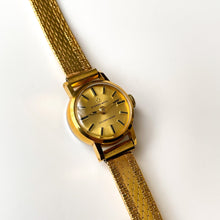 Load image into Gallery viewer, Vintage Ladies&#39; Eterna-Matic &quot;Golden Heart&quot; Automatic Watch
