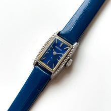 Load image into Gallery viewer, 1972 Silver-Tone Seiko Mechanical Watch with Blue Dial and Strap
