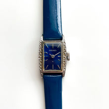 Load image into Gallery viewer, 1972 Silver-Tone Seiko Mechanical Watch with Blue Dial and Strap
