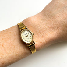 Load image into Gallery viewer, 1970s Ladies&#39; Sekonda Mechanical Watch with Oval Dial
