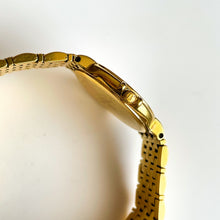 Load image into Gallery viewer, Vintage Ladies&#39; 1990s Gold-Plated Universal Genève Country-Club Quartz Watch
