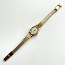 Load image into Gallery viewer, 1970s Ladies&#39; Sekonda Mechanical Watch with Oval Dial
