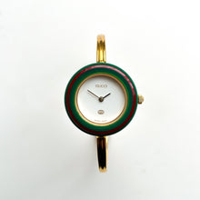 Load image into Gallery viewer, Rare Boxed 90s Gucci Bangle Watch with Interchangeable Bezels
