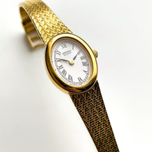 Load image into Gallery viewer, 1990s Ladies&#39; Gold-Tone Seiko Quartz Watch with Oval Dial
