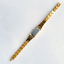 Load image into Gallery viewer, Vintage 1990s Gold-Plated Ladies&#39; Seiko Quartz Watch
