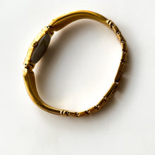 Load image into Gallery viewer, Vintage 1990s Gold-Plated Ladies&#39; Seiko Quartz Watch With Semi Bangle Bracelet
